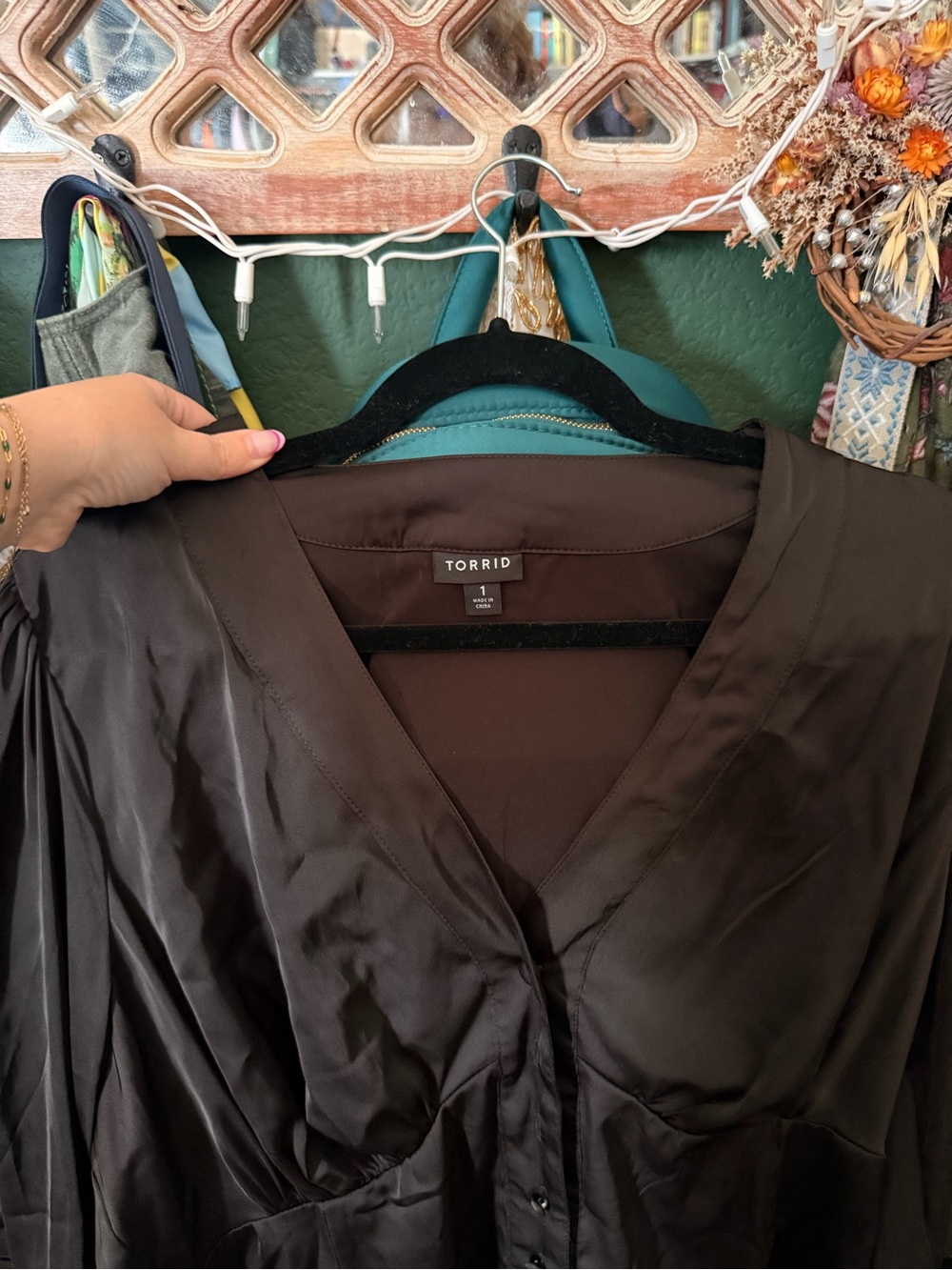 torrid Black Satin V-Neck Button Front Top - Picture 2 of 2
